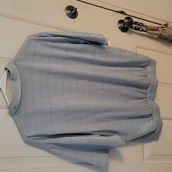 Bundle of short sleeve multiple colors golf shirts - Picture 15 of 16